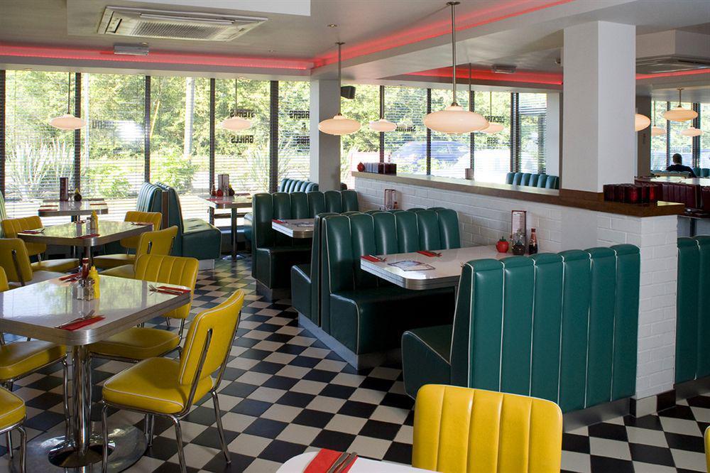 7Hotel Diner Halstead  Exterior photo