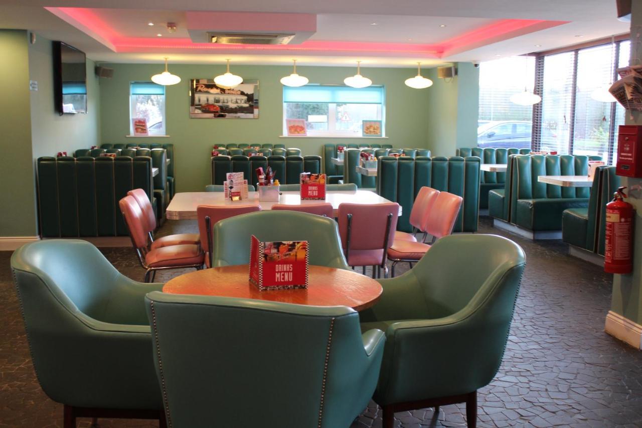7Hotel Diner Halstead  Exterior photo